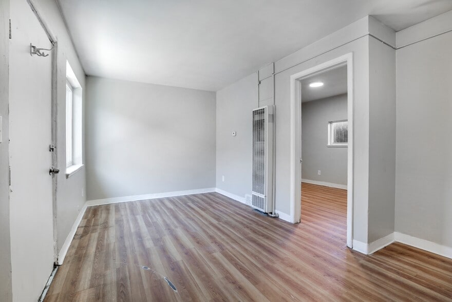 More Photos Of 1190 S Sheridan Blvd, Denver Apartments For Sale