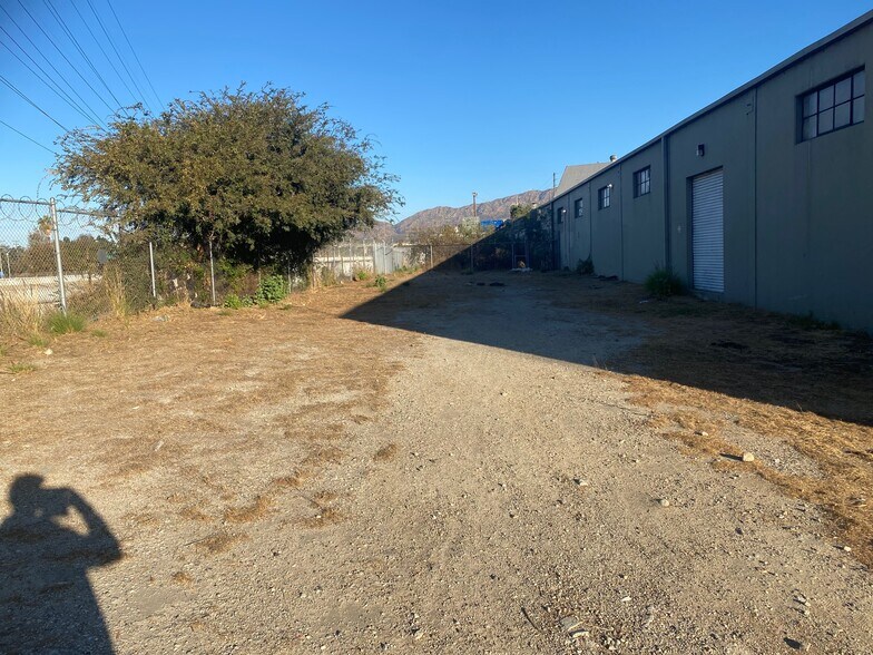 More Photos Of 4623 Brazil St, Los Angeles Land For Lease