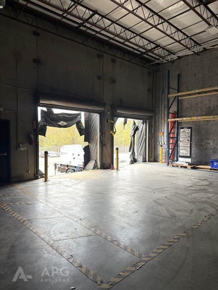 More Photos Of 2700 Yonkers Rd, Raleigh Warehouse For Lease