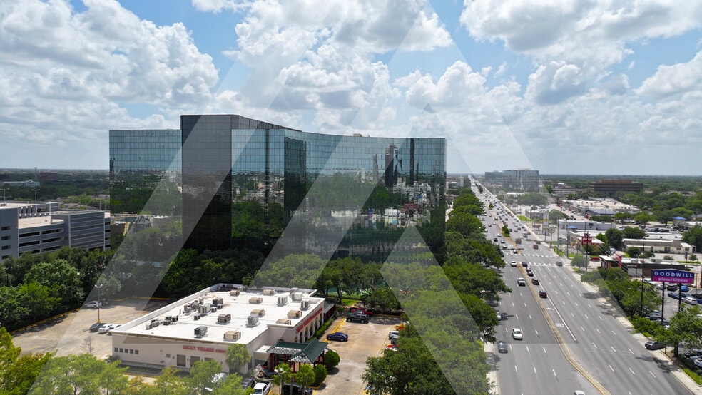 More Photos Of 10777 Westheimer Rd, Houston Office For Lease