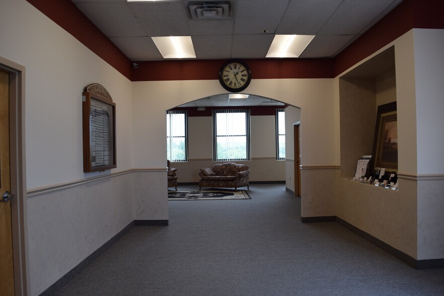 More Photos Of 435 Lancaster St, Leominster Office For Lease