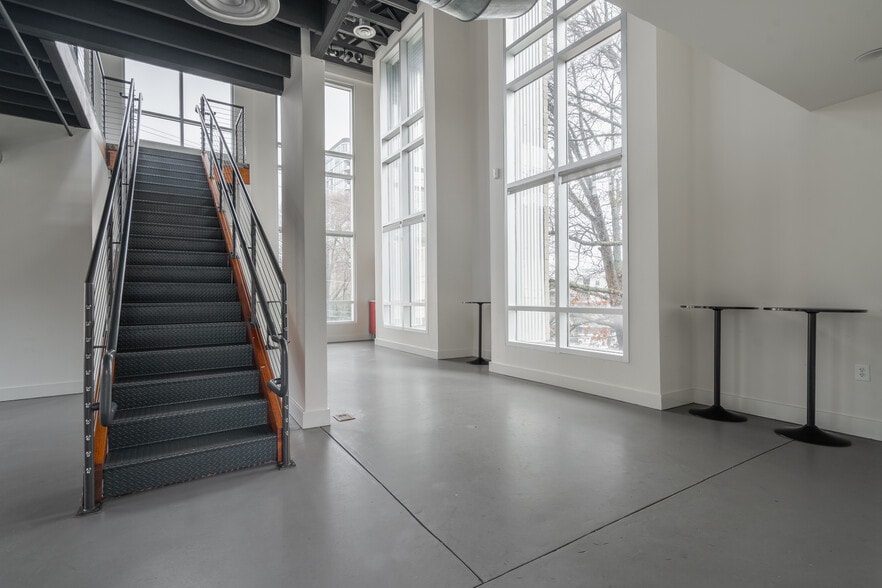More Photos Of 692 10th St, Atlanta Loft Creative Space For Sale