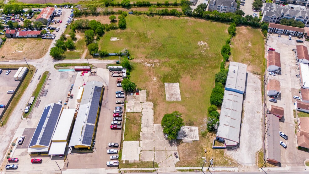 More Photos Of 3105 Houston Hwy, Victoria Land For Sale