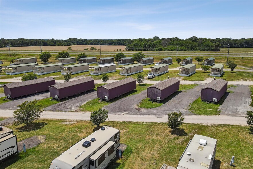 More Photos Of 2649 US Highway 169, Liberty Manufactured Housing Mobile Home Park For Sale