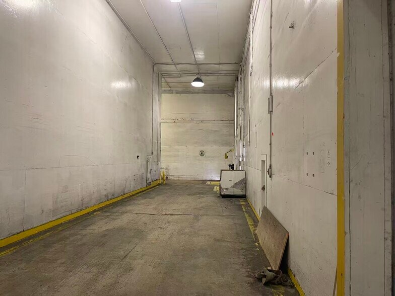 More Photos Of 369 Road 176, Delano Refrigeration Cold Storage For Sale