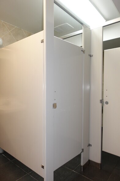 More Photos Of 1555 E Main St, Galesburg Fast Food For Lease