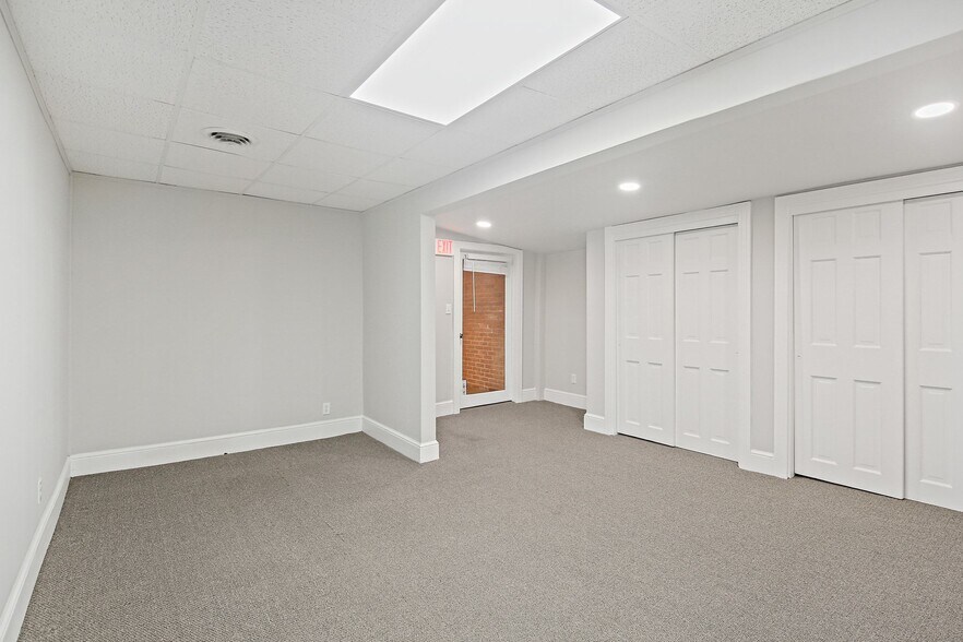 More Photos Of 229 E Main St, Westminster Office For Lease