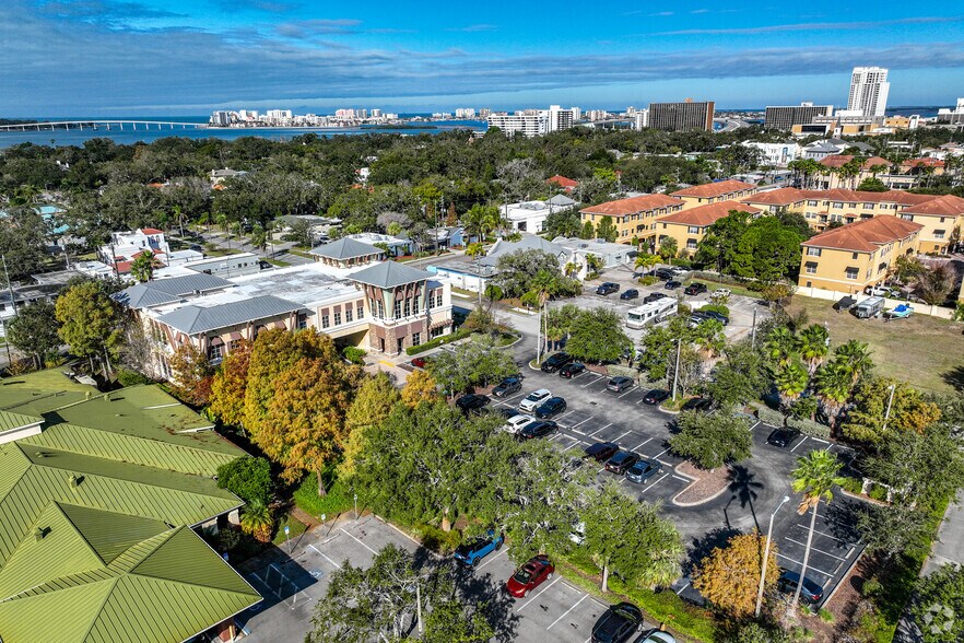 More Photos Of 1001 S Fort Harrison Ave, Clearwater Medical For Lease