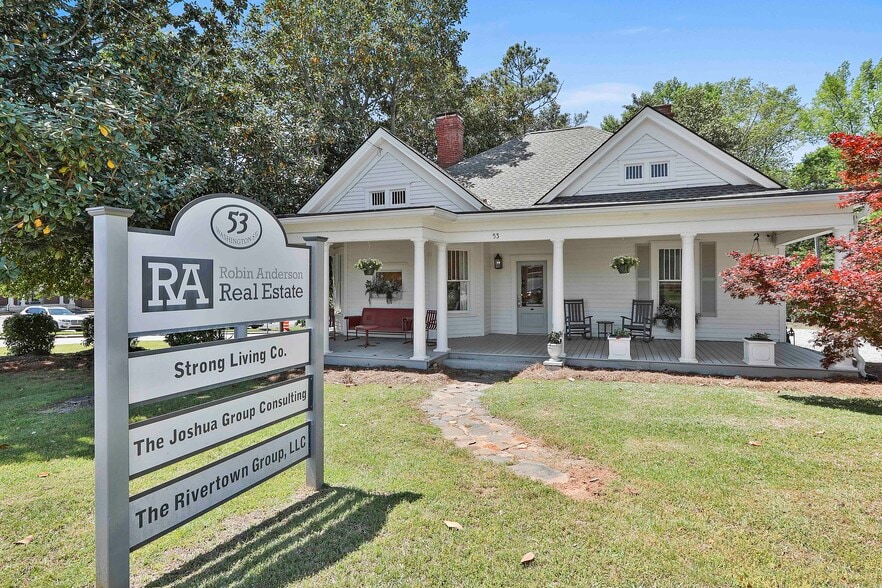 More Photos Of 53 Washington St, Fairburn Office For Sale