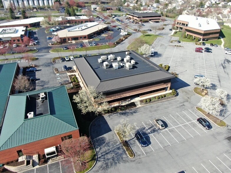 More Photos Of 925 Berkshire Blvd, Wyomissing Office For Lease