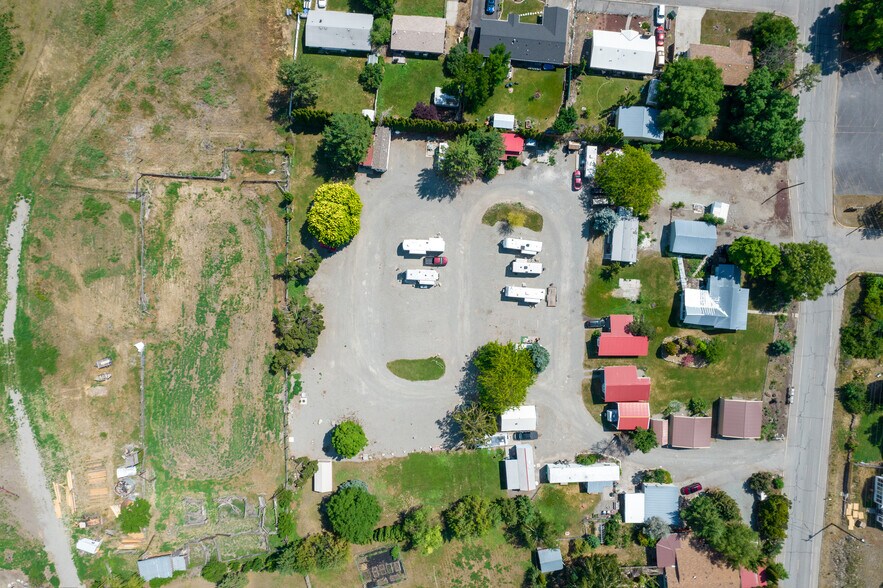 More Photos Of 208 Kendall St, Riverside Manufactured Housing Mobile Home Park For Sale