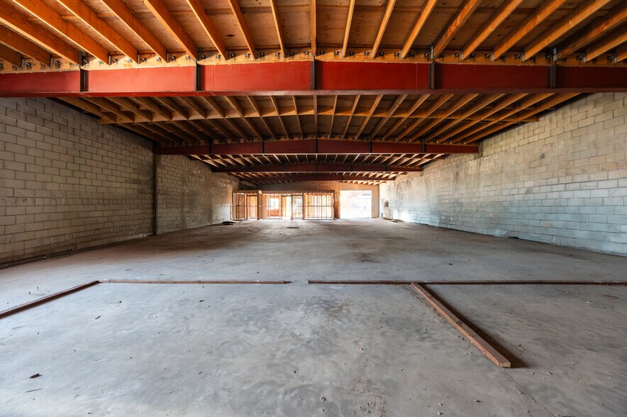 More Photos Of , North Hollywood Unknown For Sale