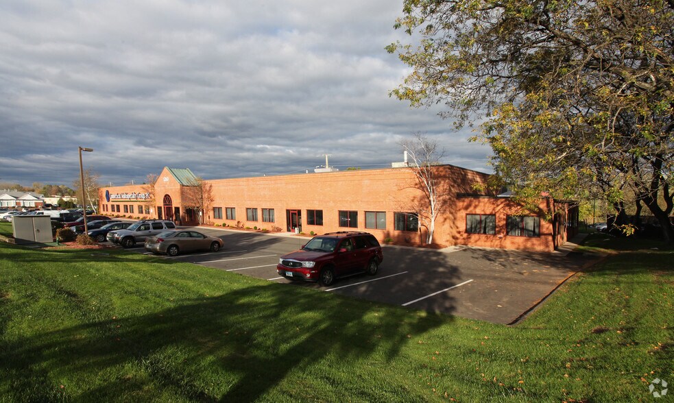 More Photos Of 1260 Silas Deane Hwy, Wethersfield Medical For Lease