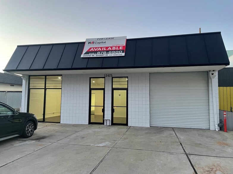 Primary Photo Of 13425 Beach Ave, Marina del Rey Warehouse For Lease
