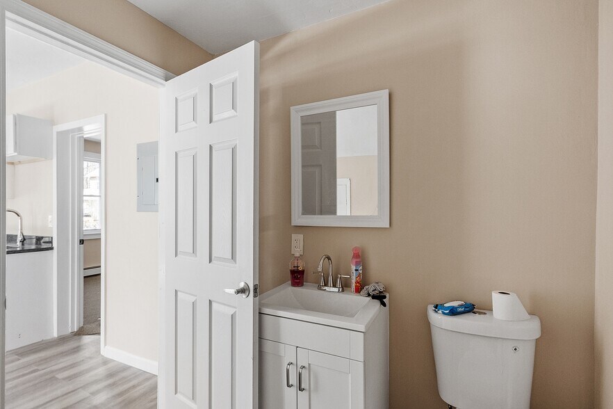 More Photos Of 8 Village St, Dudley Apartments For Sale