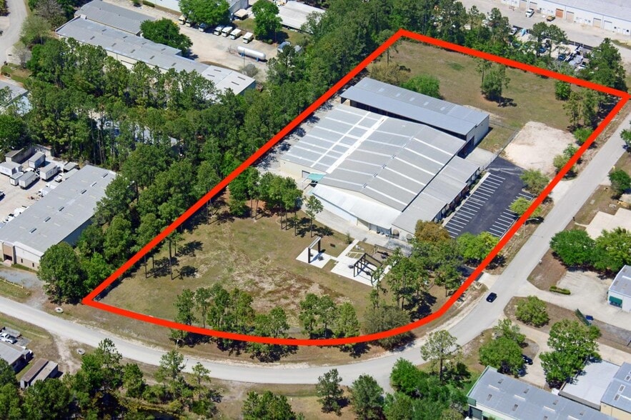 Primary Photo Of 11320 Distribution Ave E, Jacksonville Manufacturing For Lease