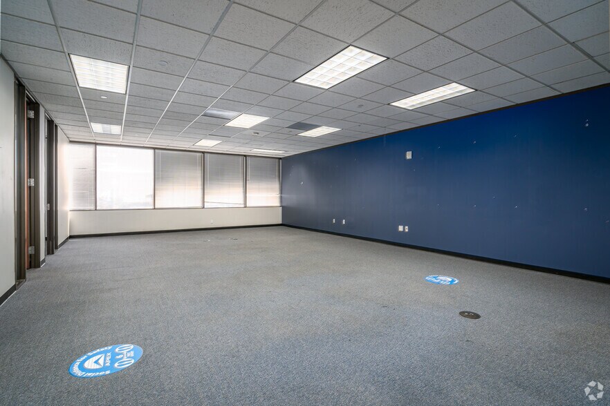 Photo of 11st Floor Ste 1150S