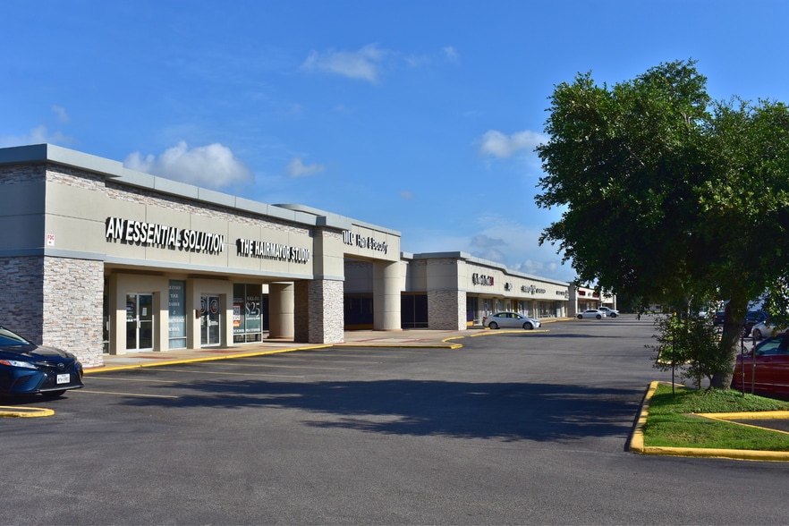 More Photos Of 2428 Texas Pky, Missouri City Unknown For Lease