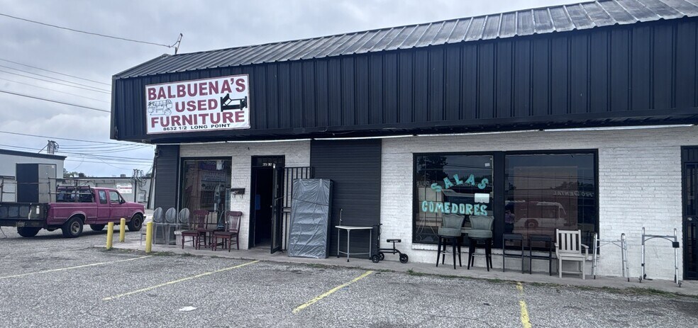Primary Photo Of 8632 1/2 Long Point Rd, Houston Storefront For Lease