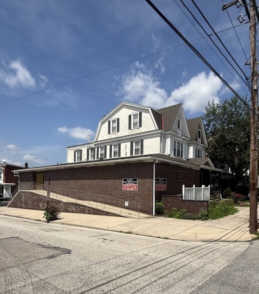 More Photos Of 100-102 W Fornance St, Norristown Medical For Sale