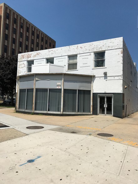 Primary Photo Of 211 Fulton Ave, Hempstead Office For Lease