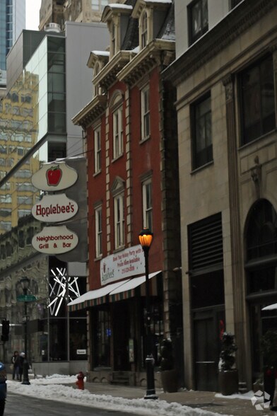 More Photos Of 1417 Locust St, Philadelphia Storefront Retail Office For Lease
