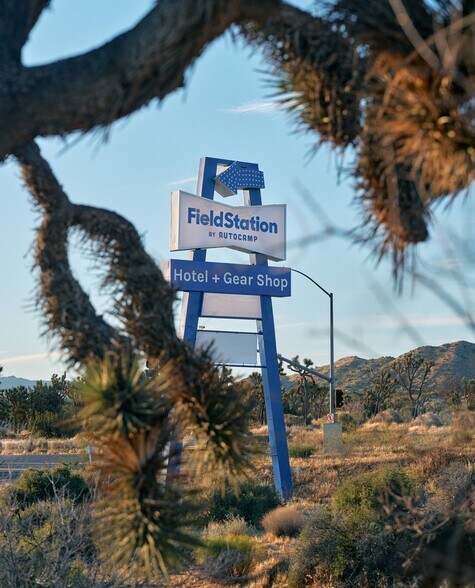 Primary Photo Of 54850 29 Palms Hwy, Yucca Valley Hotel For Lease