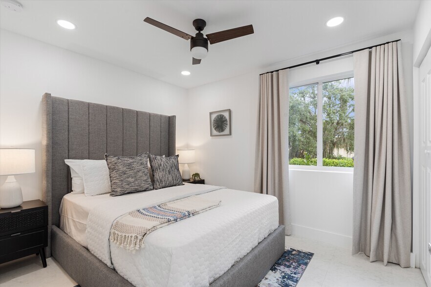 More Photos Of 1212 NW 6th Ct, Fort Lauderdale Apartments For Sale