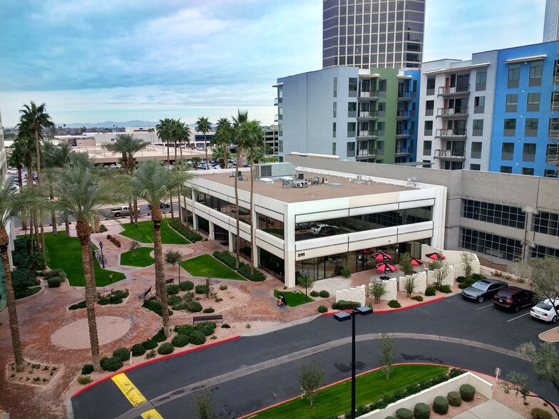 More Photos Of 3101-3111 N Central Ave, Phoenix Office For Lease