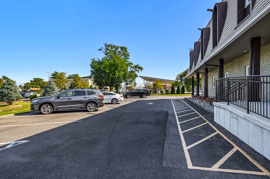 More Photos Of 2605 US 130, Cinnaminson Office For Lease