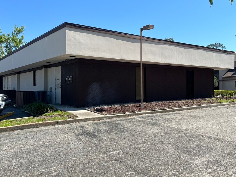 More Photos Of 6210 Samuel Wells, Jacksonville Medical For Sale