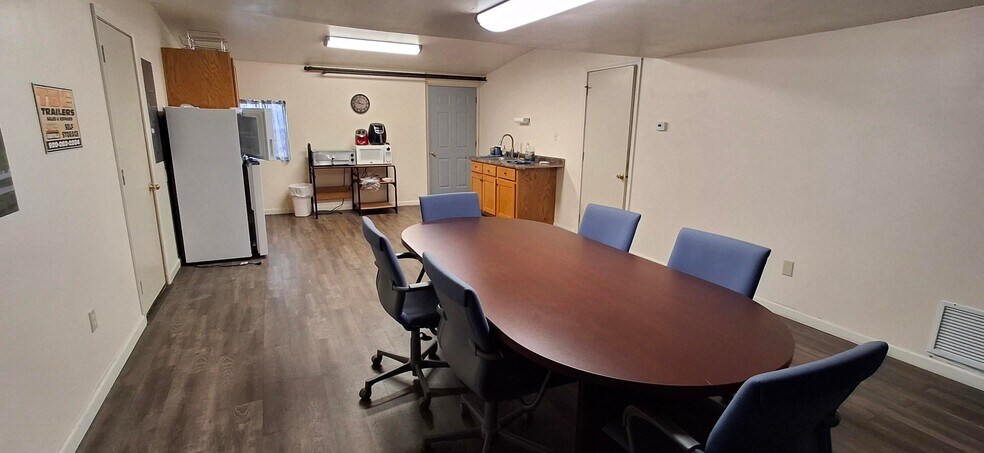 More Photos Of N2047 Sawmill Rd, Watertown Self Storage For Sale