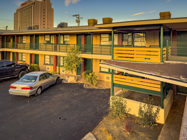 More Photos Of 1011 E 4th St, Reno Hotel For Sale
