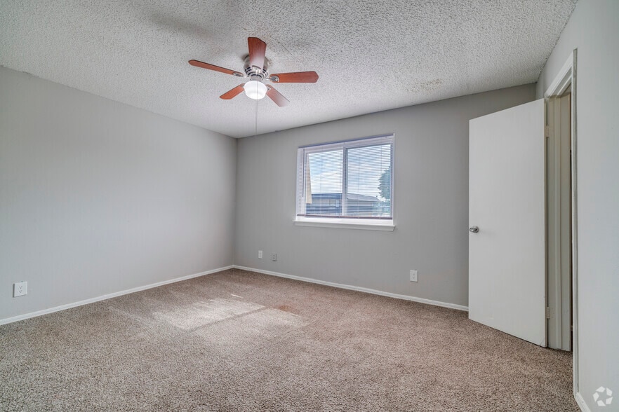 More Photos Of 11107 E Brady St, Tulsa Apartments For Sale