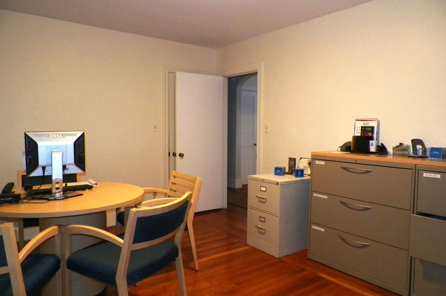 More Photos Of 24 Newport Ave, Pawtucket Office Residential For Sale