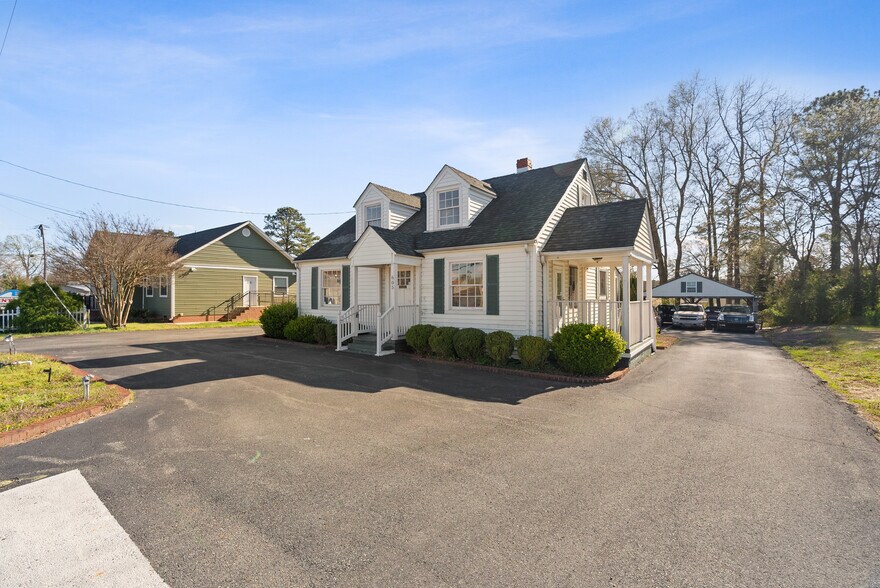 More Photos Of 605 E Nine Mile Rd, Highland Springs Office Residential For Sale