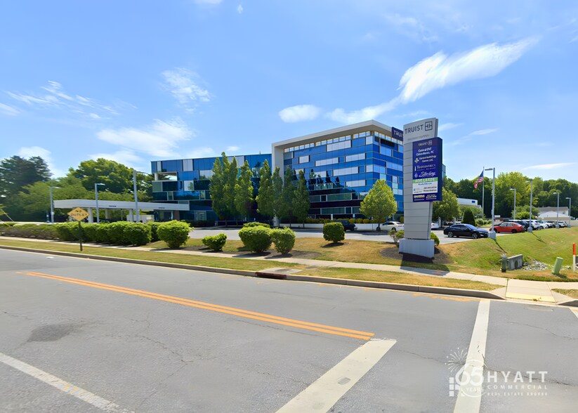 More Photos Of 1800 Dual Hwy, Hagerstown Office For Lease