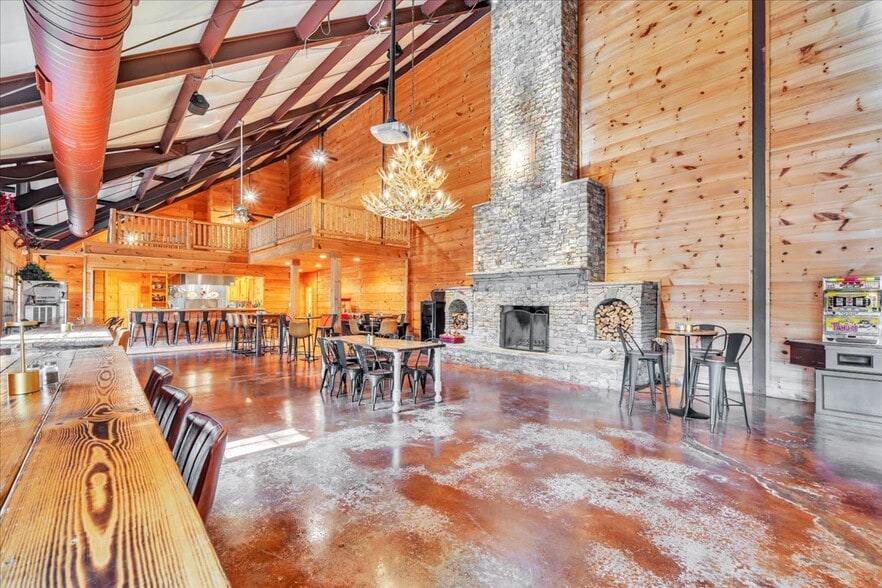 More Photos Of 2079 Highway 85, Senoia Specialty For Sale