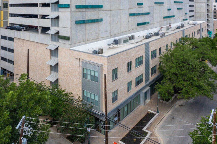 More Photos Of 2222 Rio Grande St, Austin Office For Lease