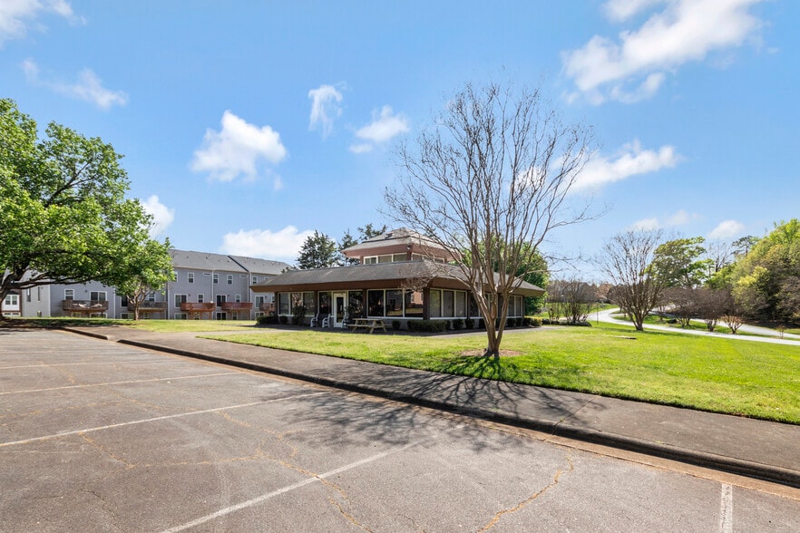 More Photos Of 130 Heritage Blvd, Fort Mill Religious Facility For Sale