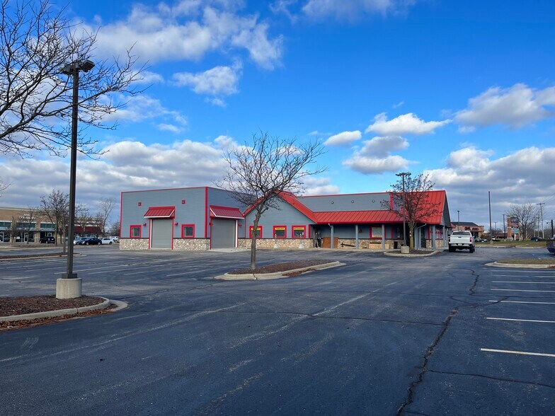 More Photos Of 4505 Canal Ave SW, Grandville Restaurant For Sale