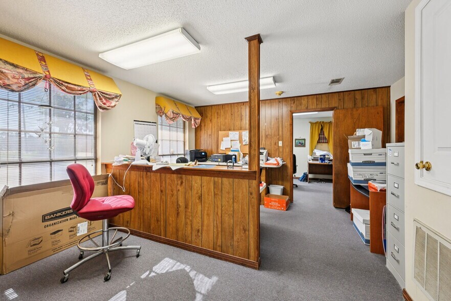 More Photos Of 1009 Carnation St, Slidell Office For Sale