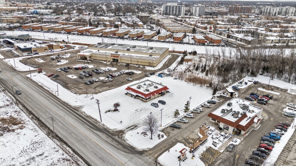 More Photos Of 9850 Milwaukee Ave, Glenview Fast Food For Sale