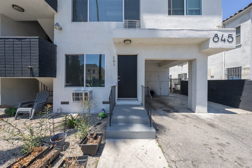 More Photos Of 845 S Kenmore Ave, Los Angeles Apartments For Sale