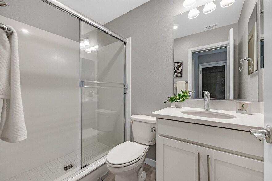 More Photos Of 145 Chumalia St, San Leandro Apartments For Sale