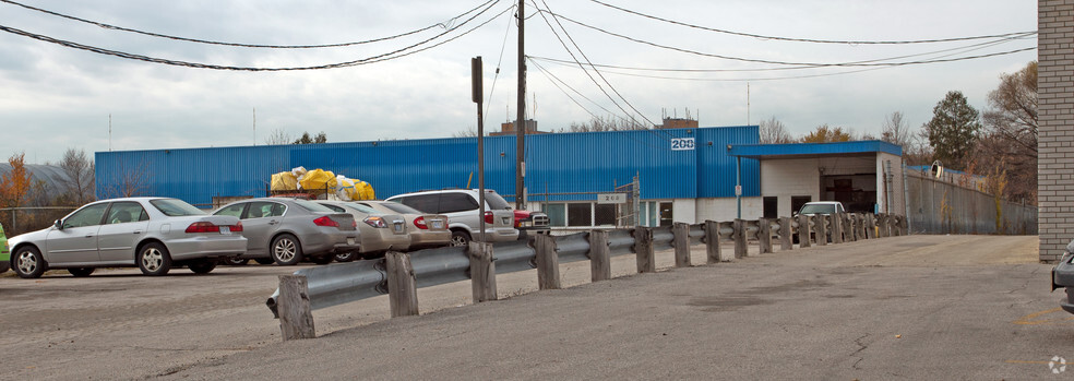 Primary Photo Of 208 Newkirk Rd, Richmond Hill Warehouse For Lease