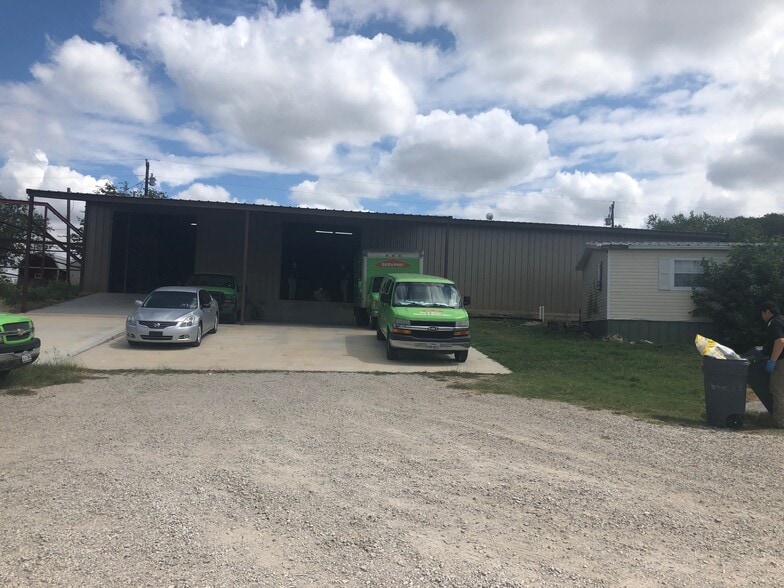 More Photos Of 13562 Brett Jackson Rd, Fort Worth Warehouse For Sale