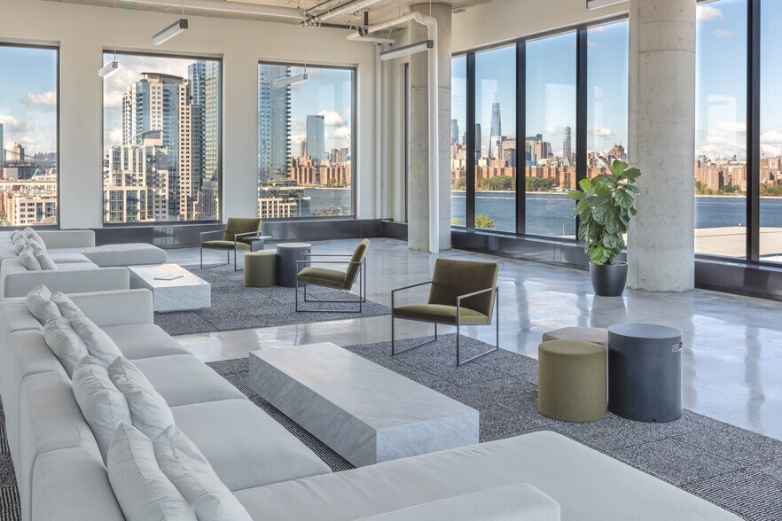 More Photos Of 25 Kent Ave, Brooklyn Office For Lease