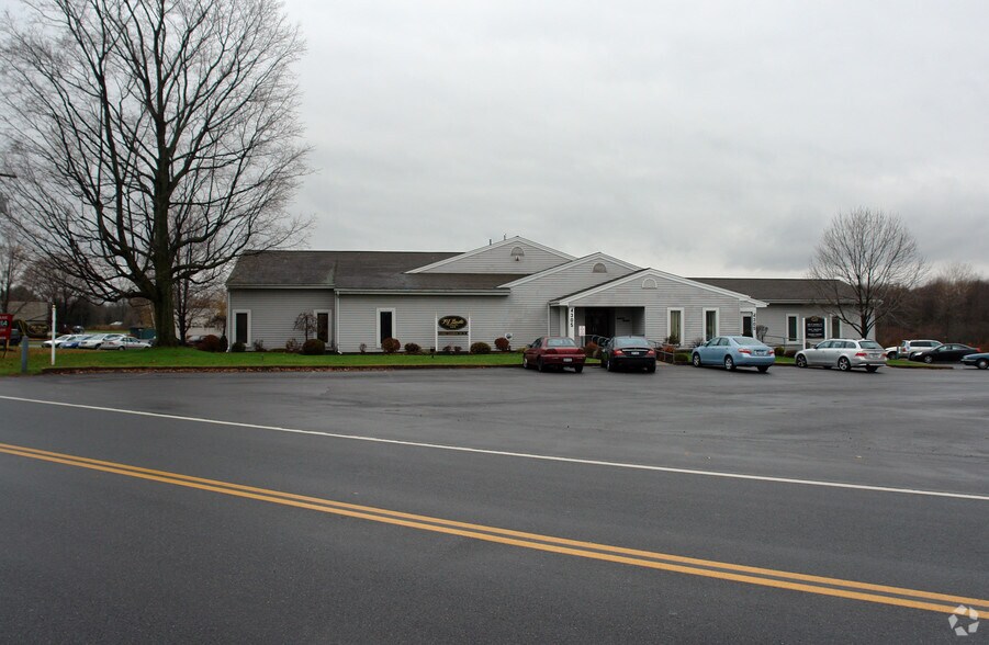 More Photos Of 4305 Middle Settlement Rd, New Hartford Office For Lease