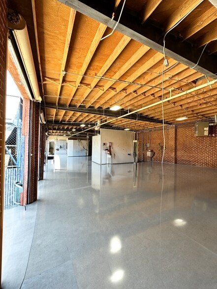 More Photos Of 729 Centinela Ave, Inglewood Industrial For Lease